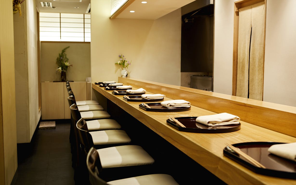 「日本料理 太月」のカウンター席