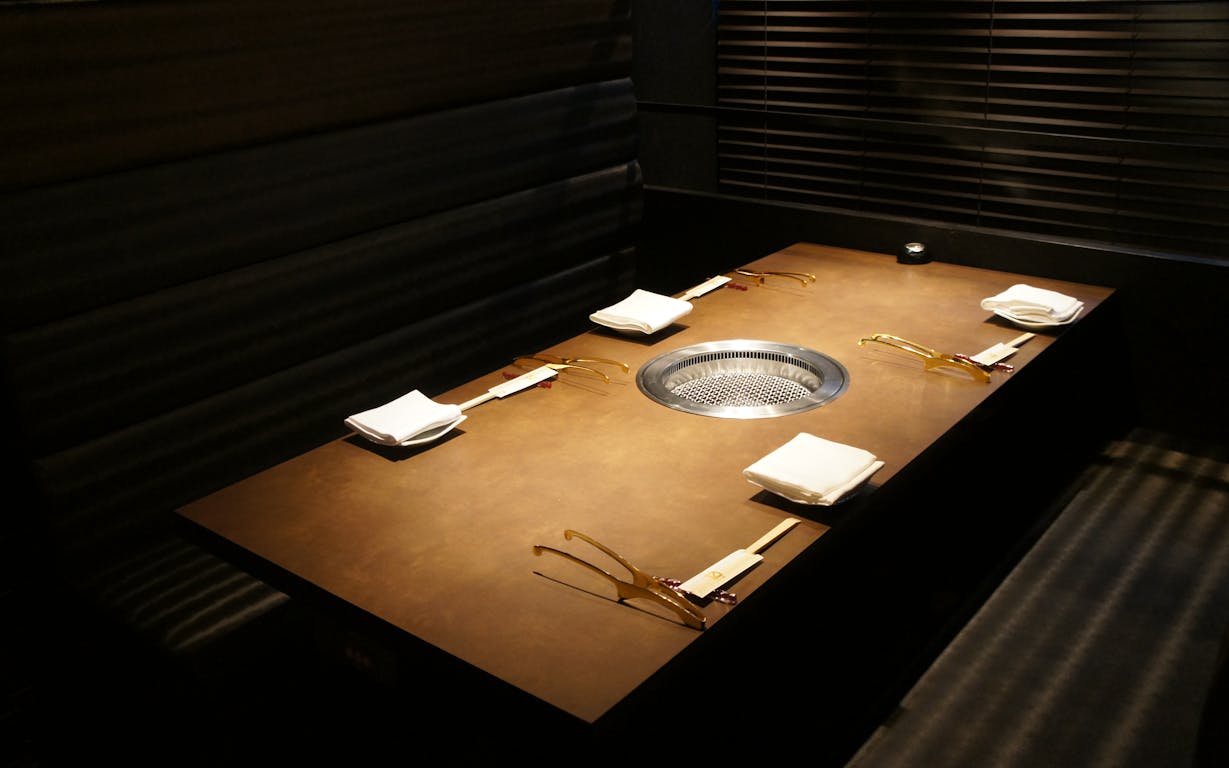 「銘柄高級焼肉 MASU」の個室