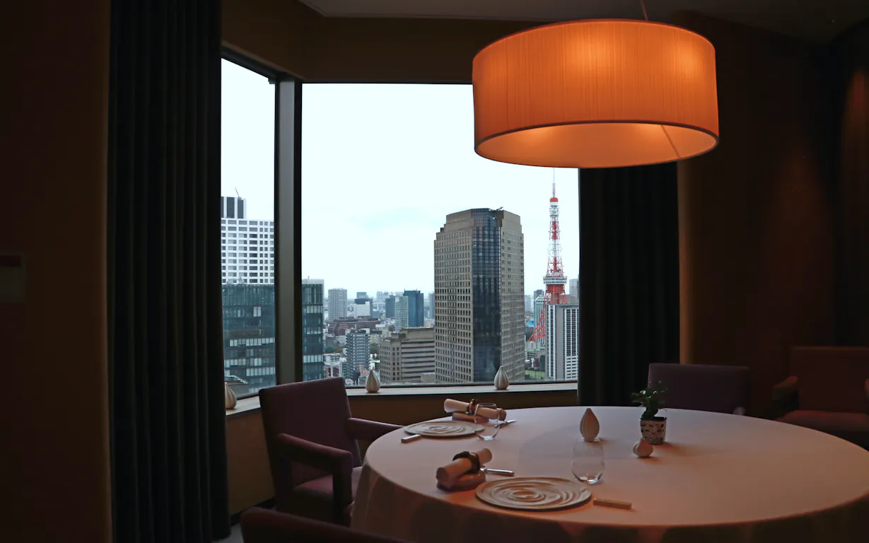 ピエール ガニェール の個室を取材 東京の夜景も楽しめる天空のフランス料理店 Kiwamino ピエール ガニェール の個室を取材 東京の夜景も楽しめる天空のフランス料理店 Kiwamino