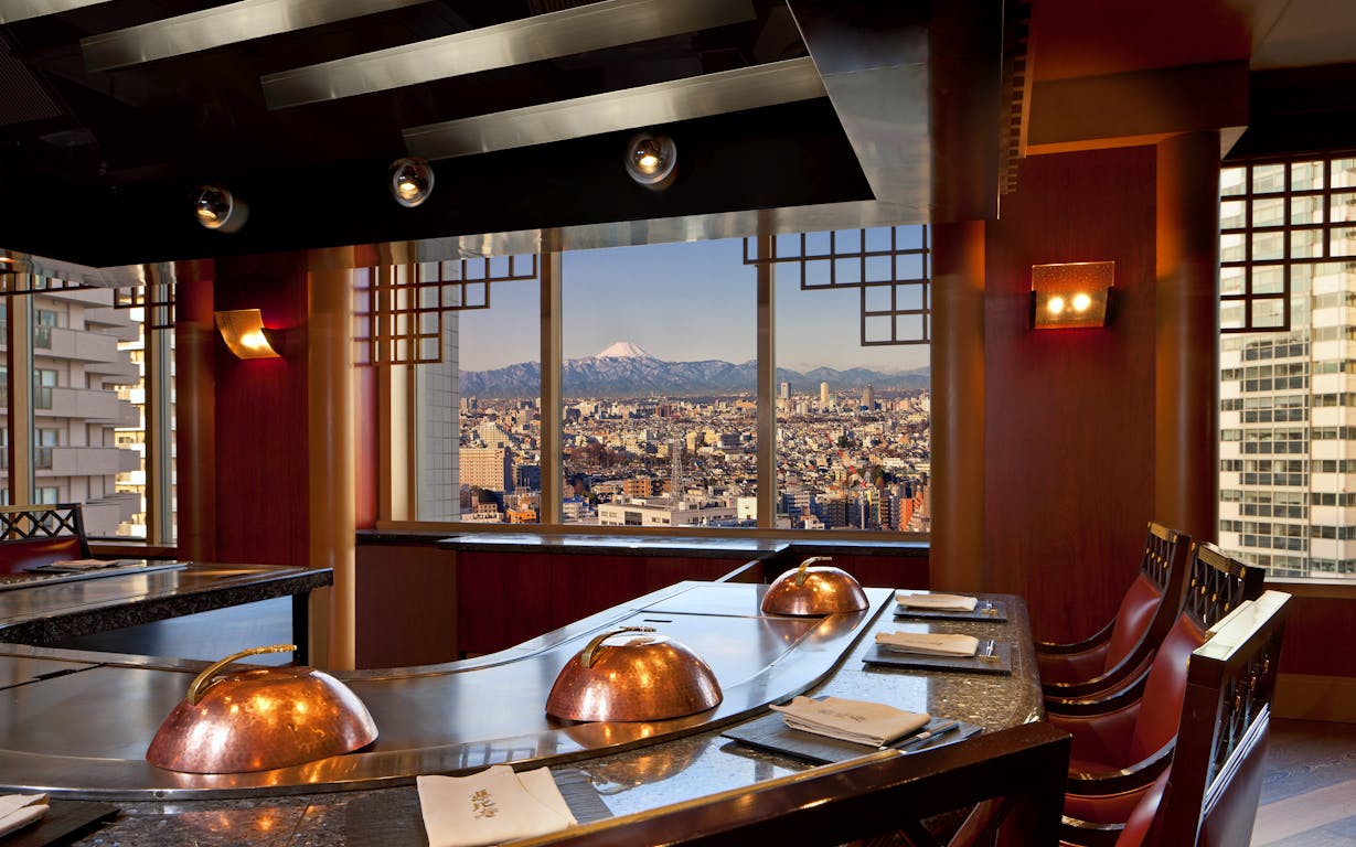 一度は行きたい 高級ホテルで鉄板焼を愉しめるレストラン特集 8選 Kiwamino 一度は行きたい 高級ホテルで鉄板焼を愉しめるレストラン特集 8選 Kiwamino