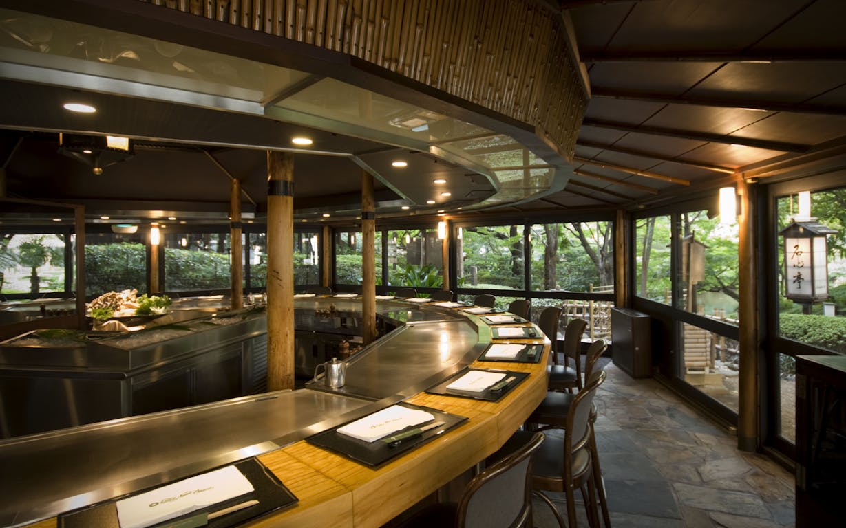 一度は行きたい 高級ホテルで鉄板焼を愉しめるレストラン特集 8選 Kiwamino 一度は行きたい 高級ホテルで鉄板焼を愉しめるレストラン特集 8選 Kiwamino