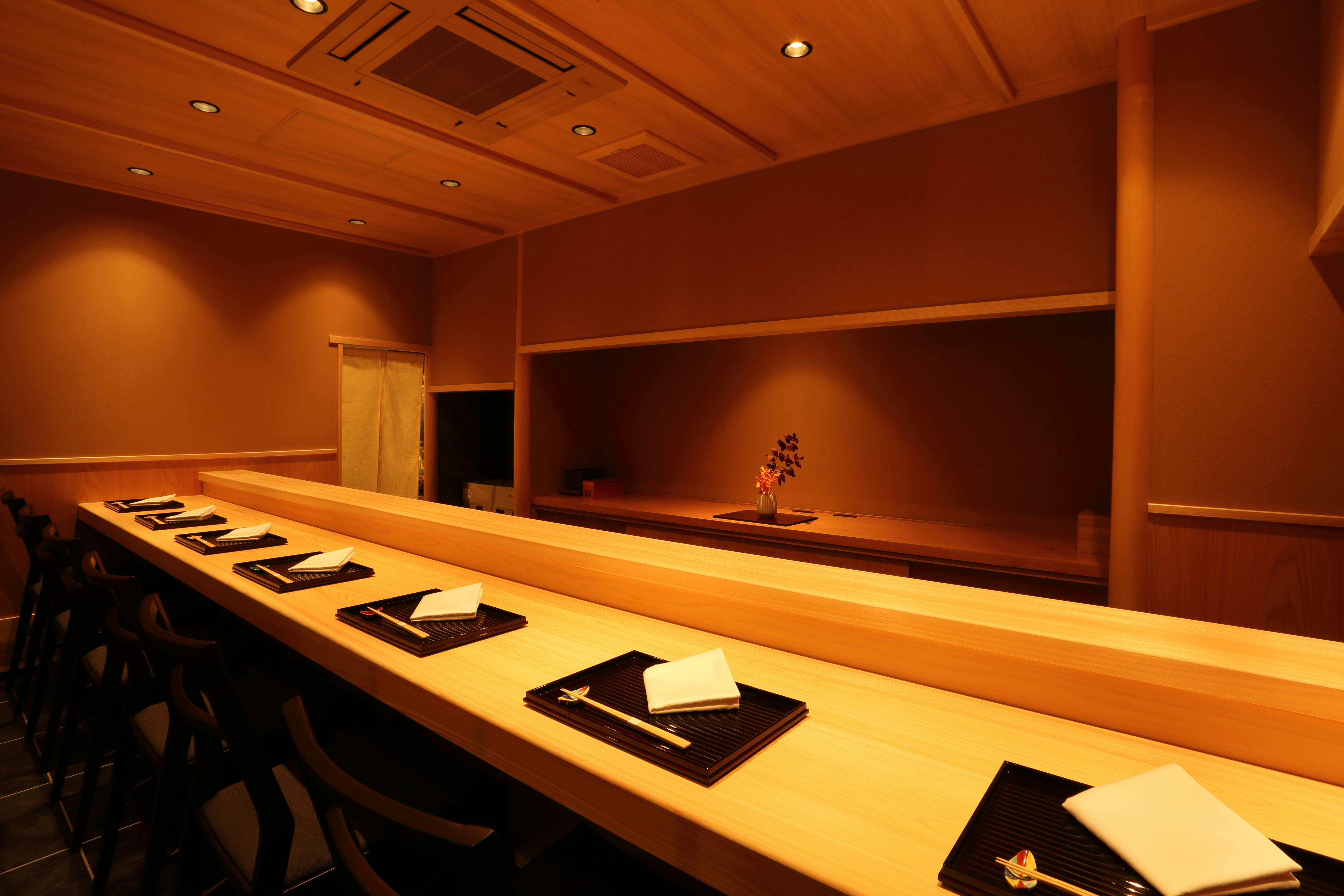 一度は行きたい 都内で人気のカニ料理の名店 4選 Kiwamino