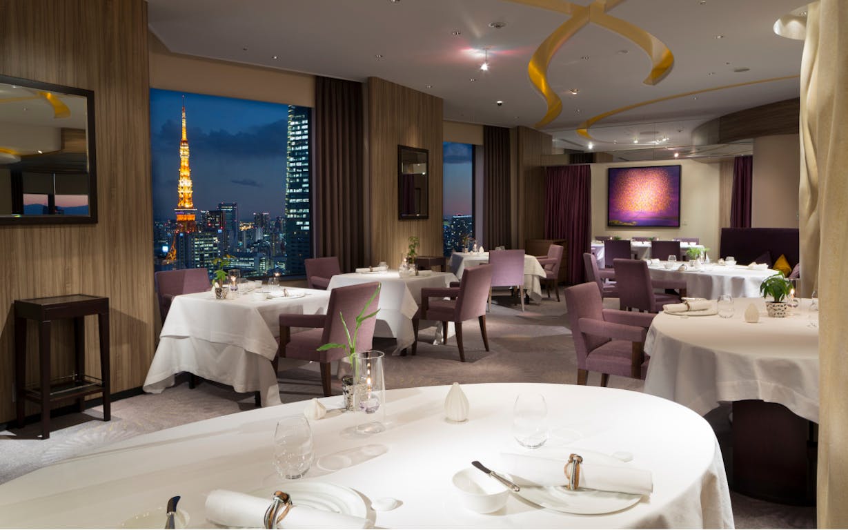 一度は行きたい 夜景が美しい高級ホテルのフレンチレストラン 6選 Kiwamino 一度は行きたい 夜景が美しい高級ホテルのフレンチレストラン 6選 Kiwamino