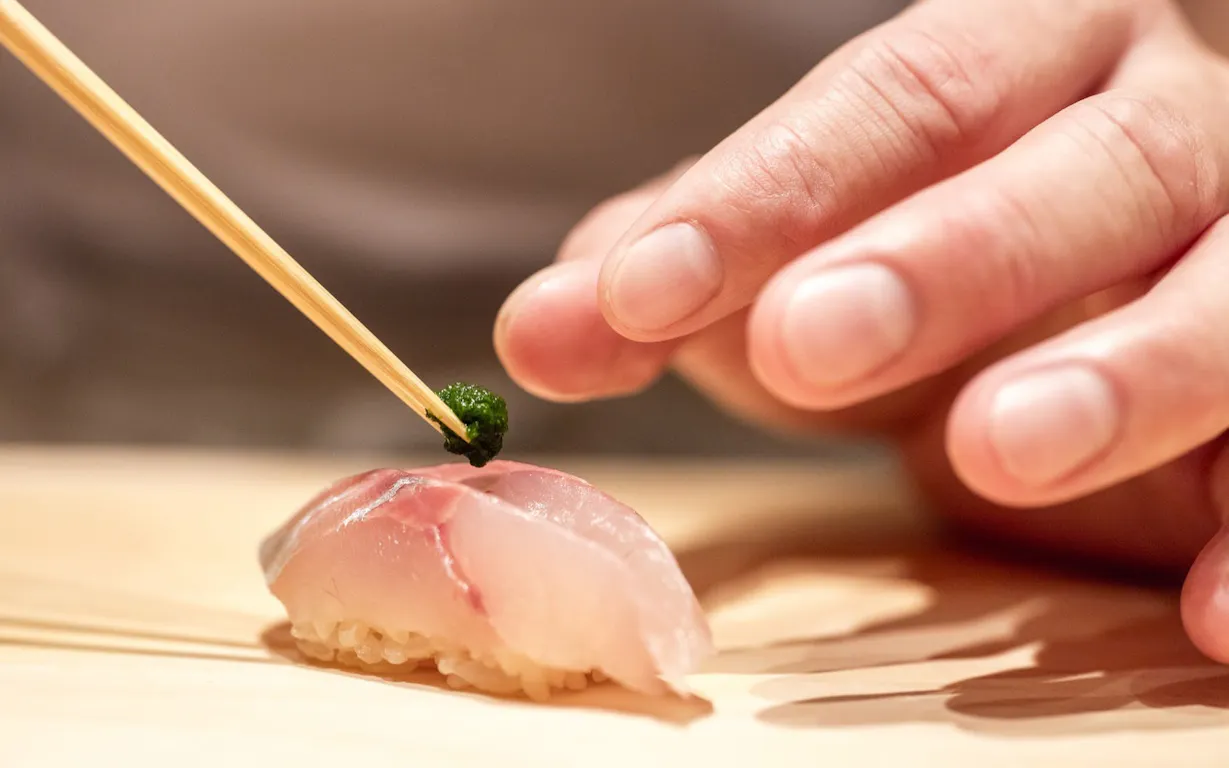 至高のレストラン 一度は行きたい寿司の名店 六本木 西麻布編 Kiwamino 至高のレストラン 一度は行きたい寿司の名店 六本木 西麻布編 Kiwamino