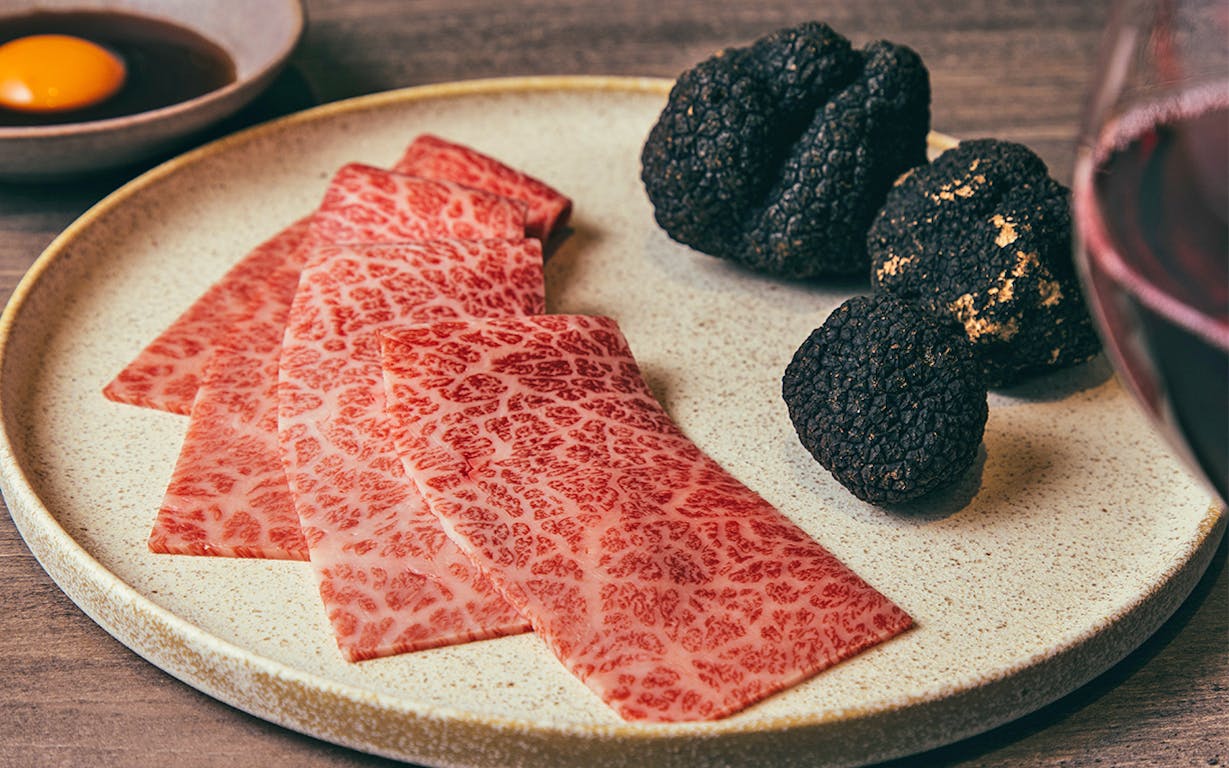 プロが焼くお肉を個室で楽しめる東京の高級焼肉店3選 Kiwamino プロが焼くお肉を個室で楽しめる東京の高級焼肉店3選 Kiwamino