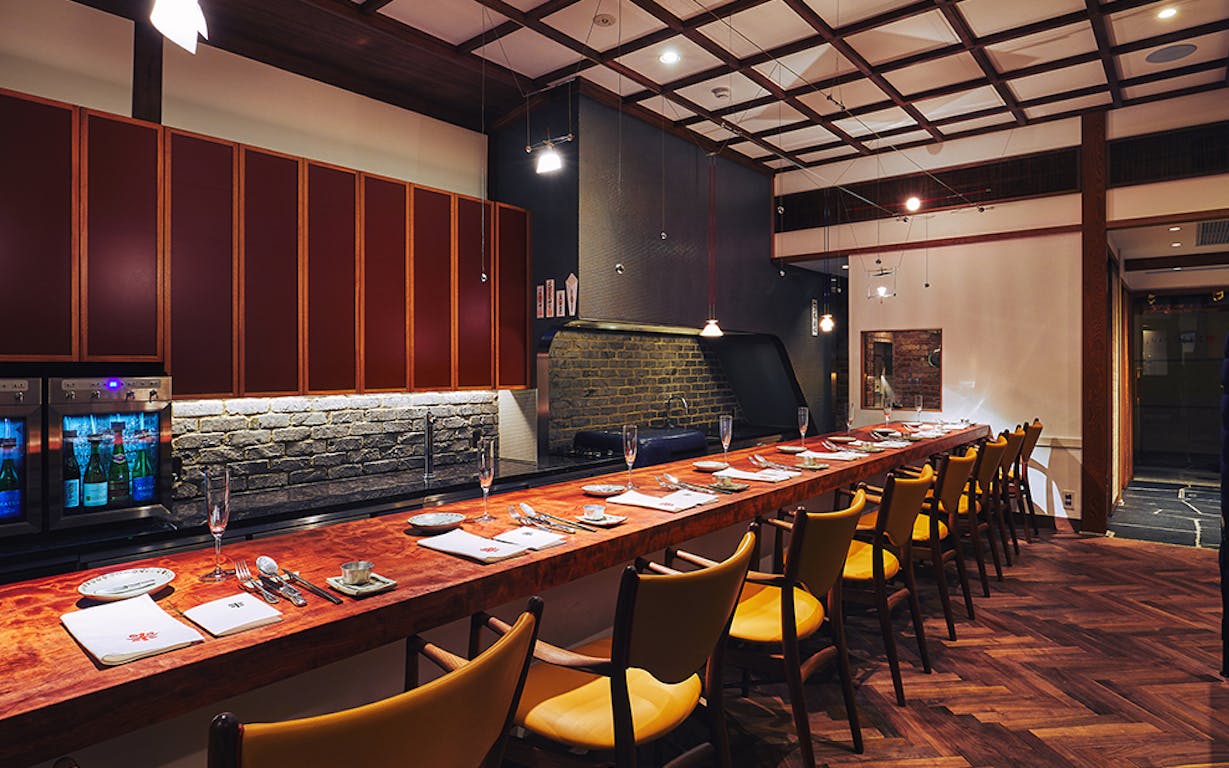 新門前 米村の店内