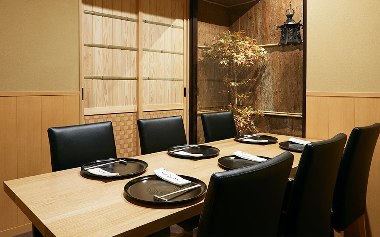 銀座くどうの店内