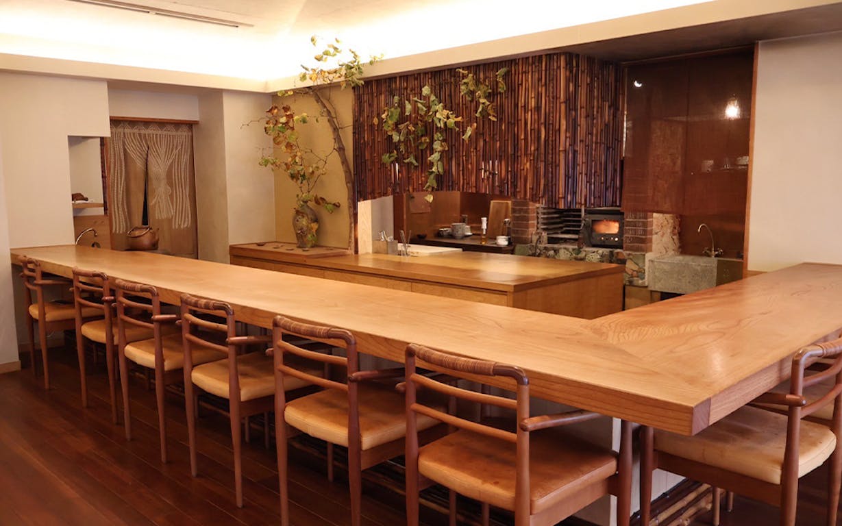 魚菜料理 縄屋の店内