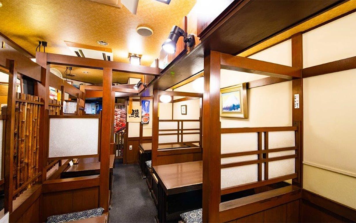 うな富士の店内